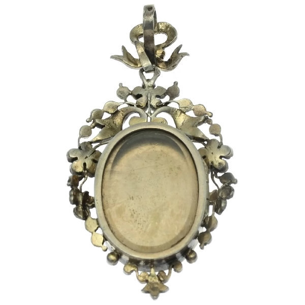 French Victorian gilded silver locket pendant with enameled Cupid (image 2 of 9)